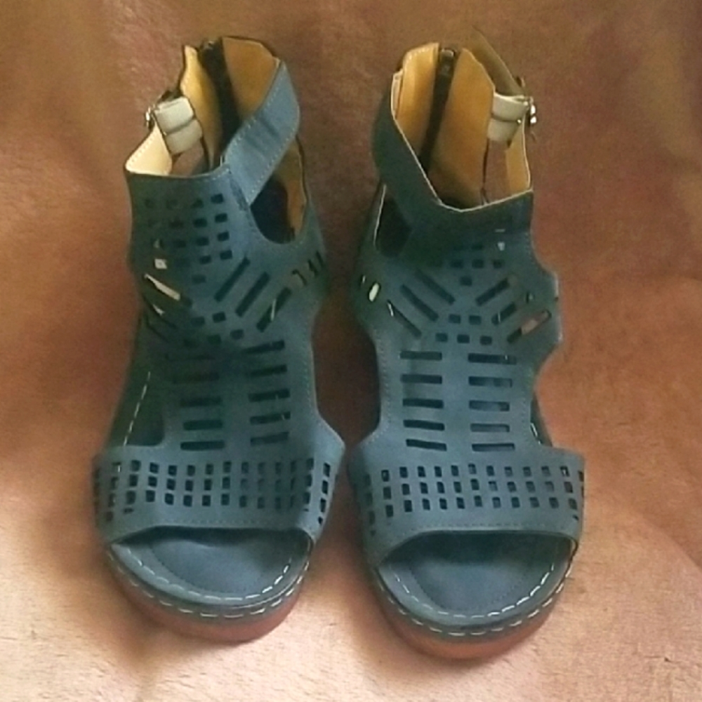 Stylish Blue Women's Sandals